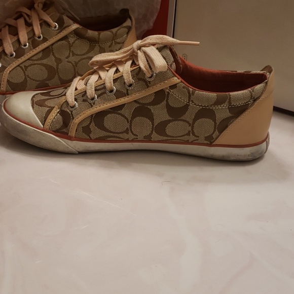 Coach shoes - Picture 4 of 8